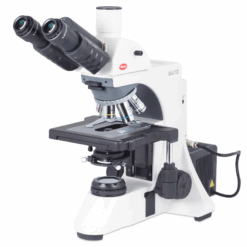 BA410E Trinokular 6-fach Revolver 50W